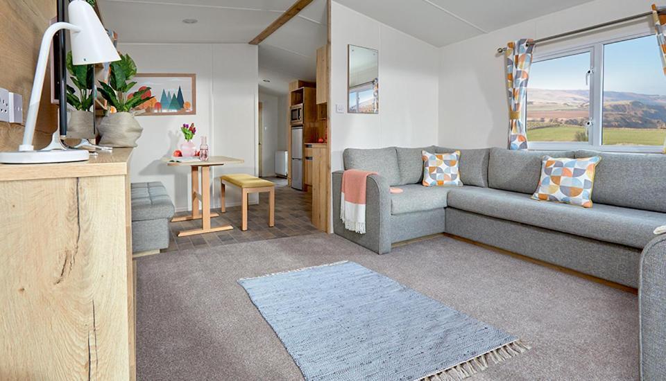 The Lakes Rookley Luaran gambar Interior of a static