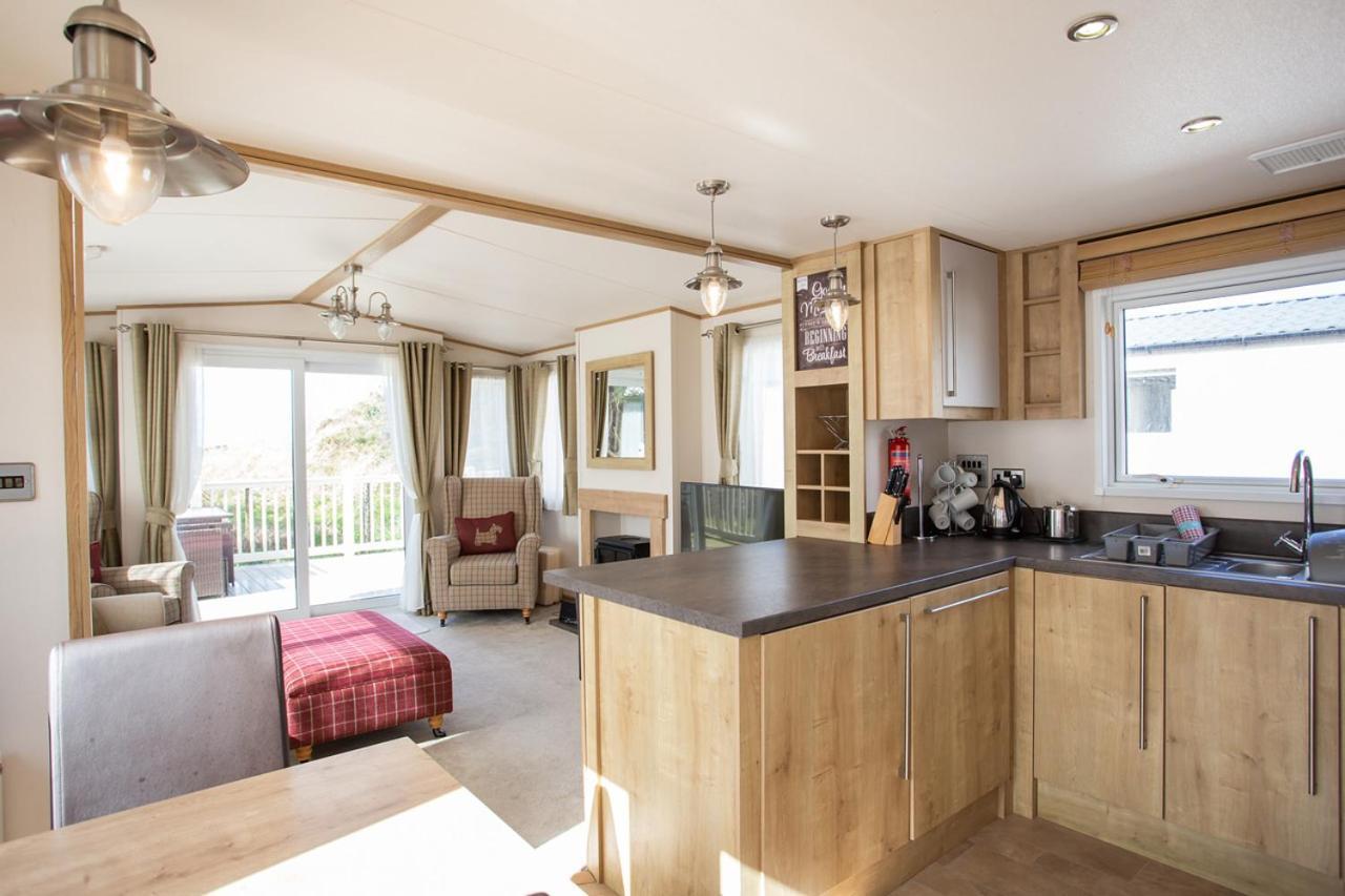 The Lakes Rookley Luaran gambar Interior of a static